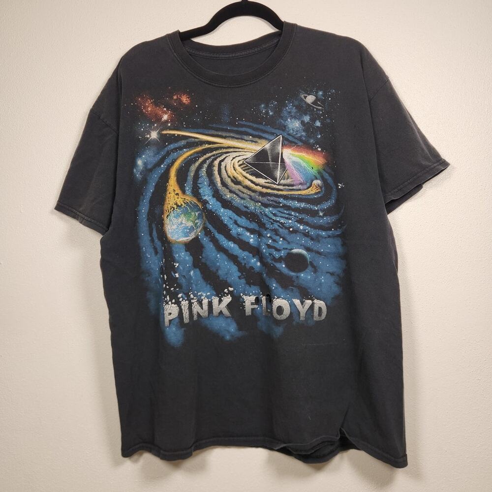 Pink Floyd 2004 ? Shirt Top Concert Tour Distressed Worn Grunge Music